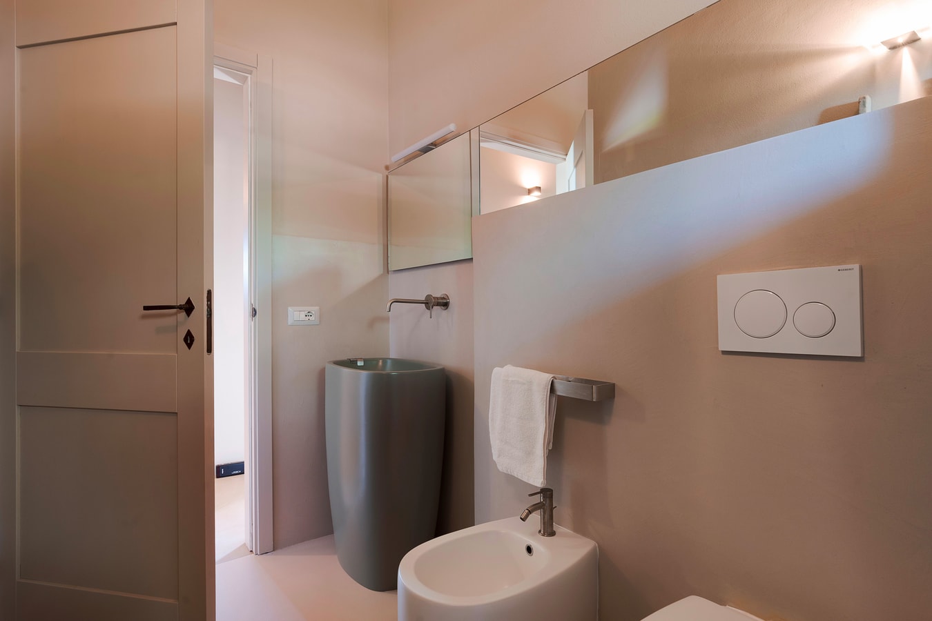Casa Carol (Bianco) - Villa with shared pool 22 Villas in Italy