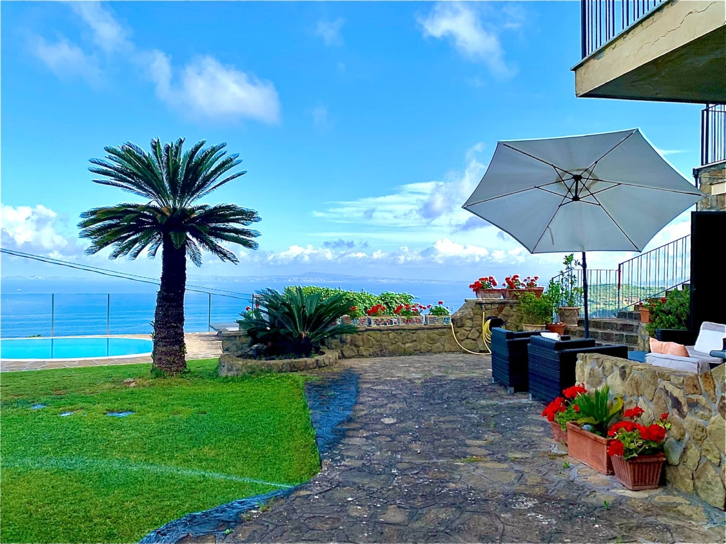 Villa Gesine with private pool and sea views 37 Villas in Italy