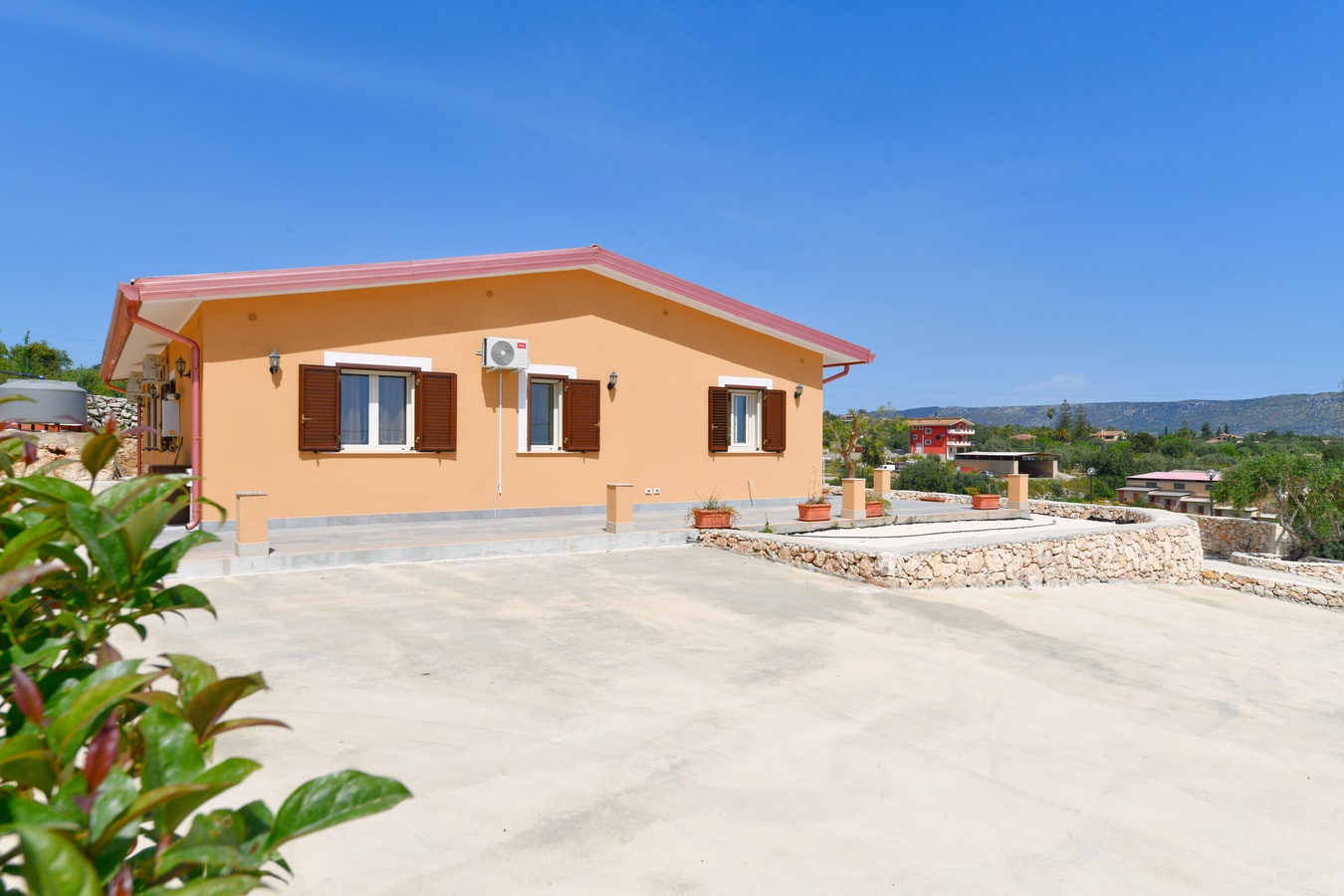 Villa Luce, close to town 51 Villas in Italy