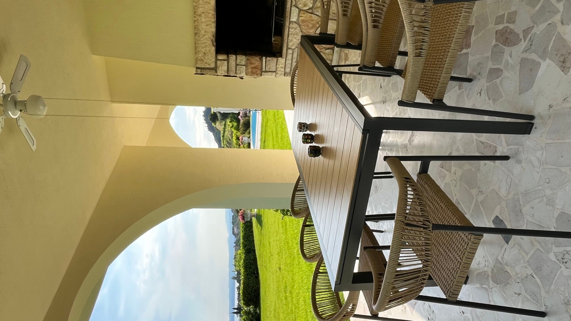 Villa Menestrella - private with swimming pool and lake views 3 Villas in Italy