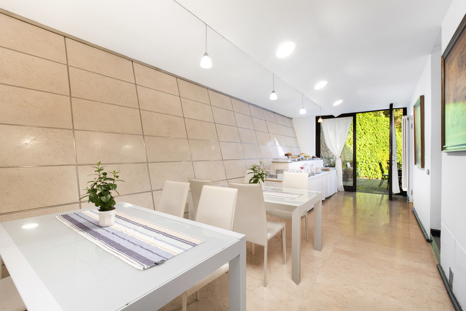 Villa Fontanella - Modern villa with pool and Jacuzzi 6 Villas in Italy