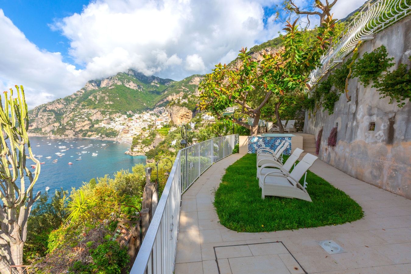 Casa Dalila, walking distance from Positano Villas in Italy