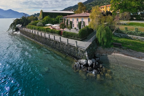 Villa Dia, Lakeside Luxury Retreat 49 Villas in Italy
