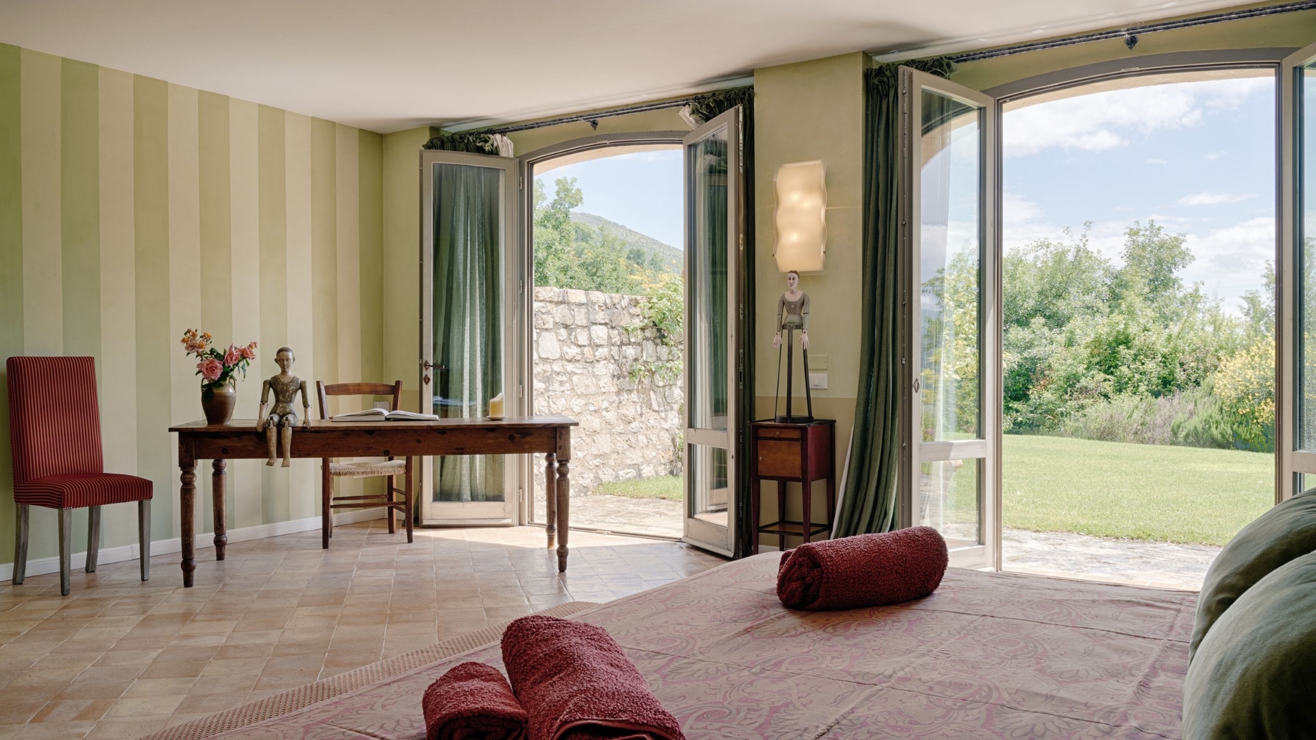 Villa Serenita, Tranquil Countryside Escape 14 Villas in Italy