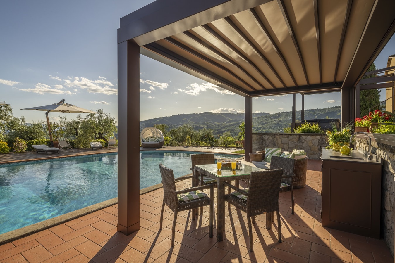 Villa Lavinia, with private pool, spa and gym 2 Villas in Italy