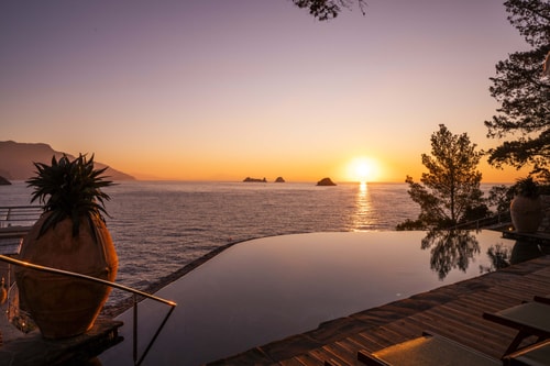 Isola del Poeta, Private Island with Pool & Chef 4 Villas in Italy