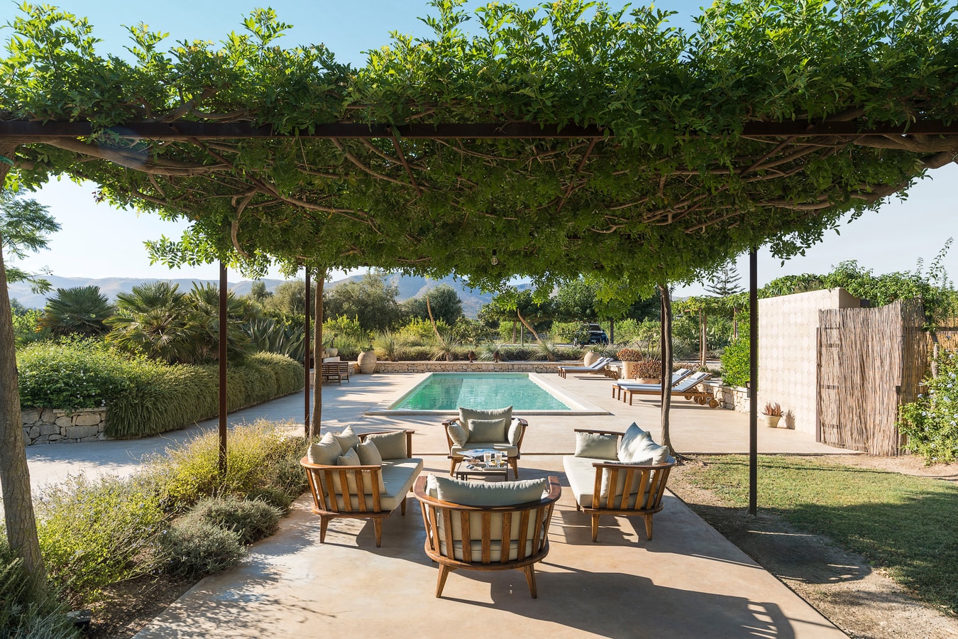 Villa Giordana with private swimming pool, Sicily Villas in Italy