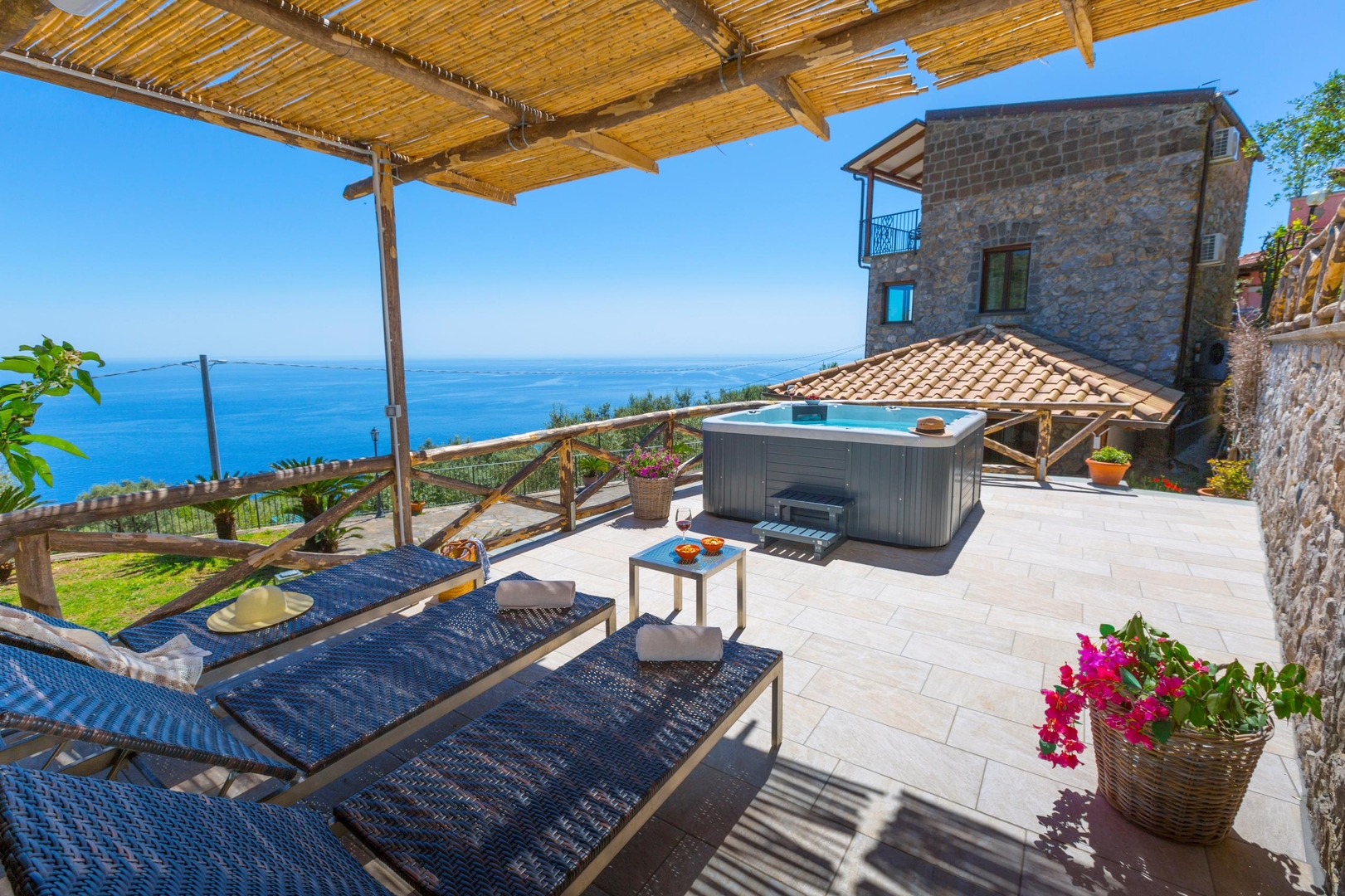 Casa dei Limoni - peaceful retreat with sea views 0 Villas in Italy