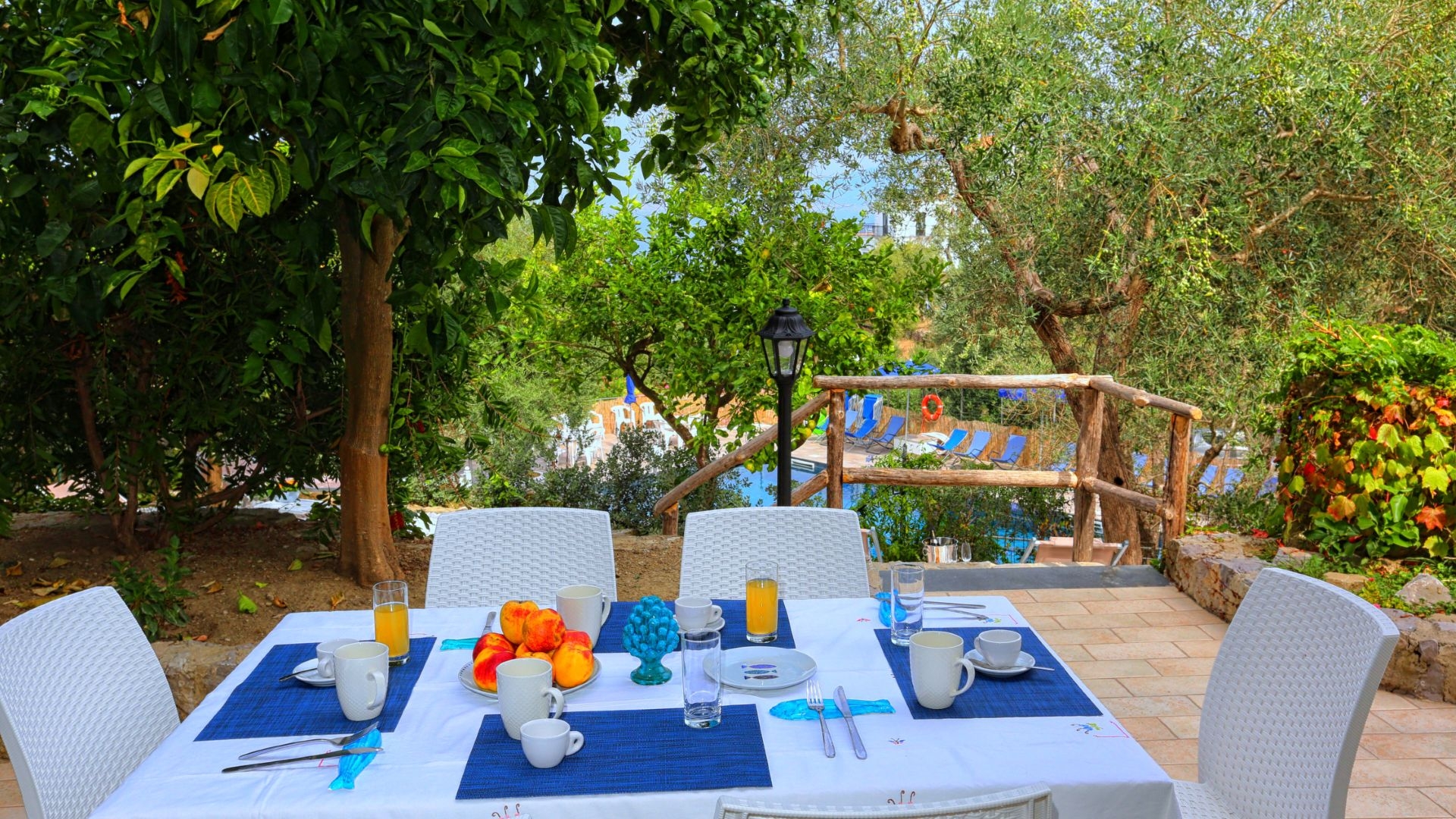 Villa Priora with shared pool 42 Villas in Italy