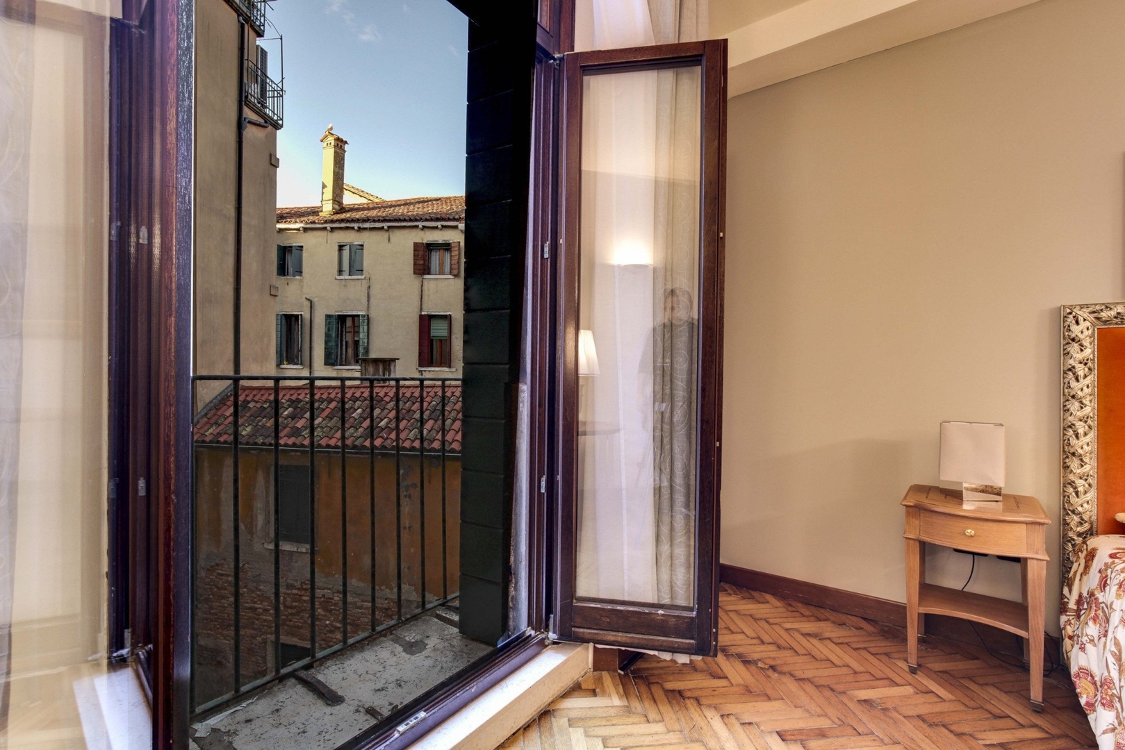 Sospiri Suite - San Marco 38 Villas in Italy