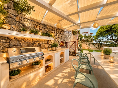 Villa Dani - Sea-facing villa with two pools 4 Villas in Italy