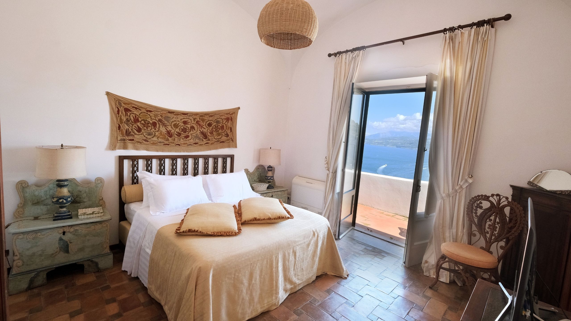 Villa Fernanda - Two villas with pool in Capri 53 Villas in Italy