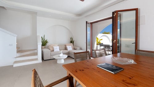 Villa Carmela 11 Italian Breaks