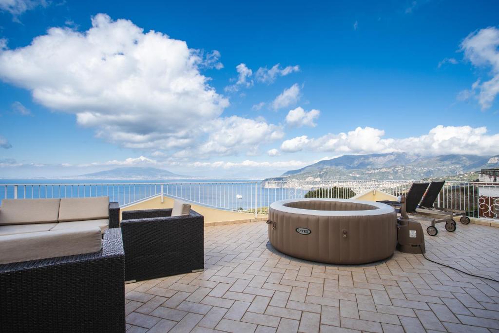 Villa Carlotta with private pool and sea views in Sorrento area 1 Villas in Italy