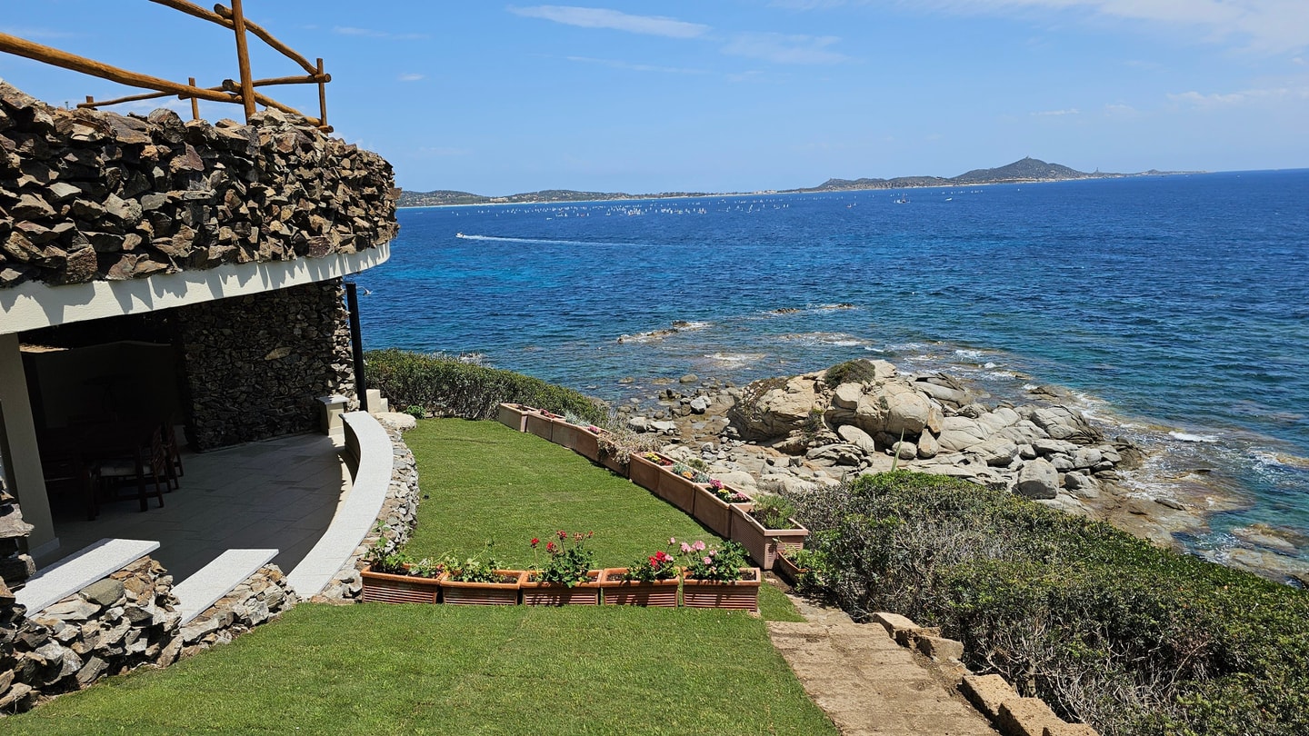 Villa Oltremare - Villasimius Villas in Italy