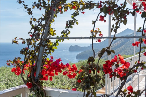 Villa Silenzio, Secluded Retreat with Sea Views 17 Villas in Italy