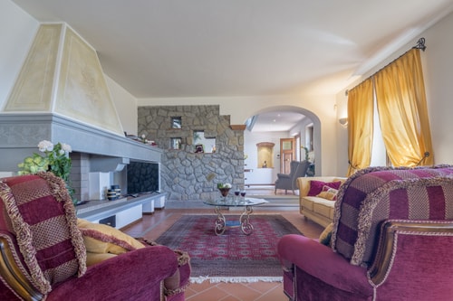 Villa Lavinia, with private pool, spa and gym 9 Villas in Italy