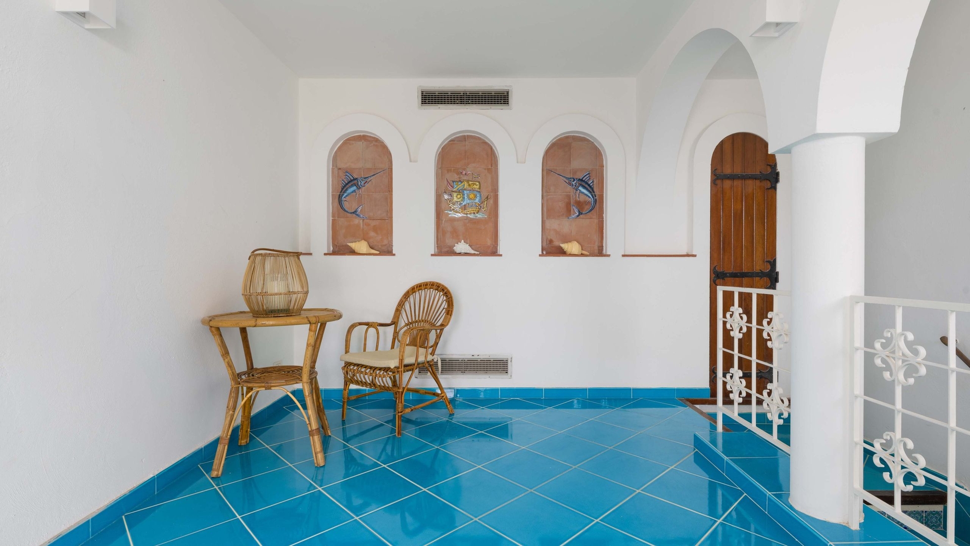 Casa Di Marcia, seafront with dipping pool 7 Villas in Italy