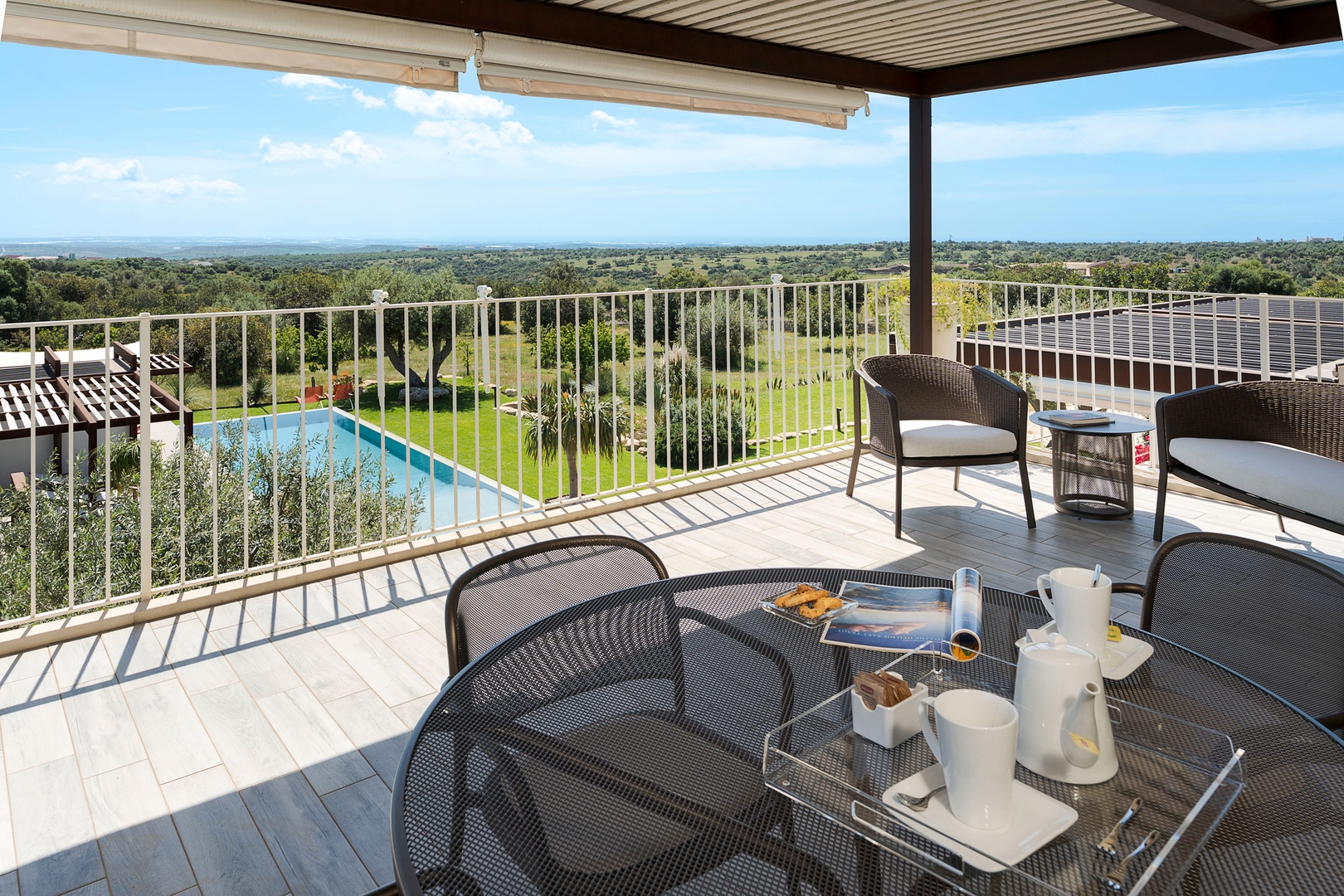Tenuta Del Sole, elegant Sicilian estate 47 Villas in Italy