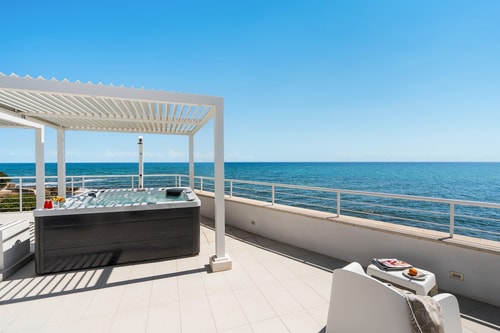 Villa Festa - Private seafront villa in Sicily 40 Villas in Italy