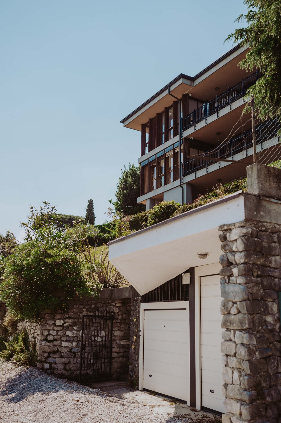 Villa Nilda - Private lakefront property with pool 39 Villas in Italy