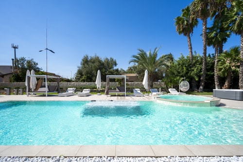 Villa Siracusa, in town centre 63 Villas in Italy