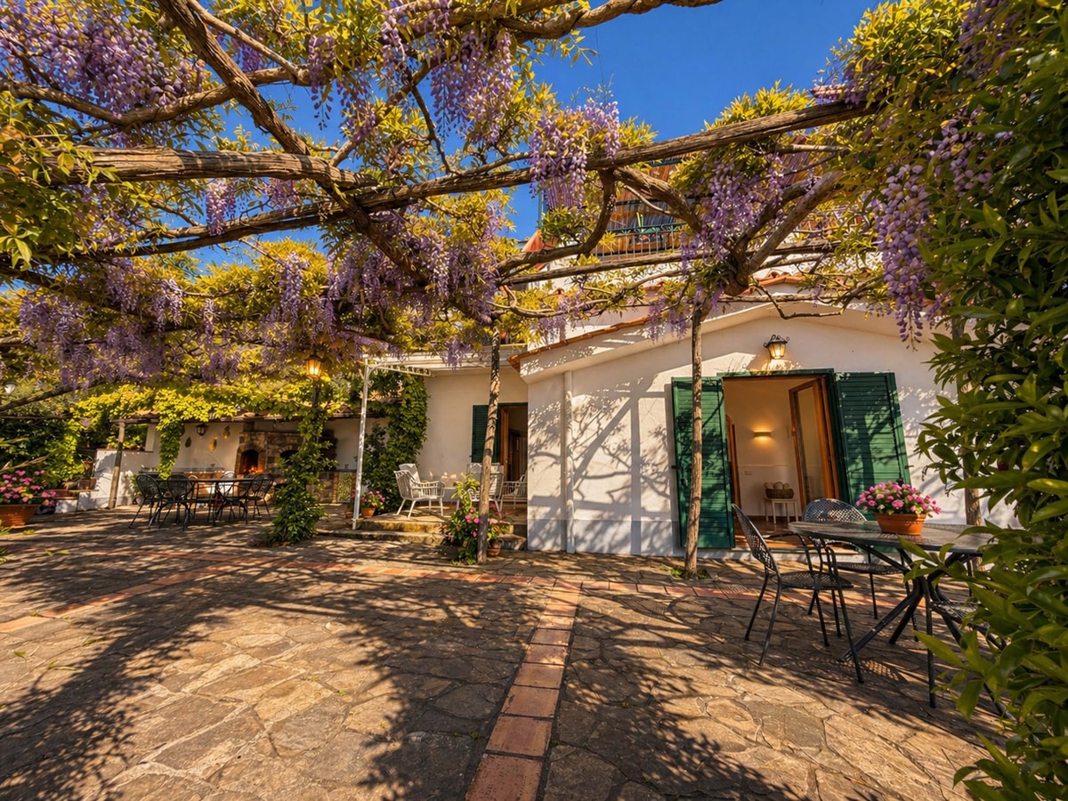 Villa Natalia - Private villa with pool 31 Villas in Italy