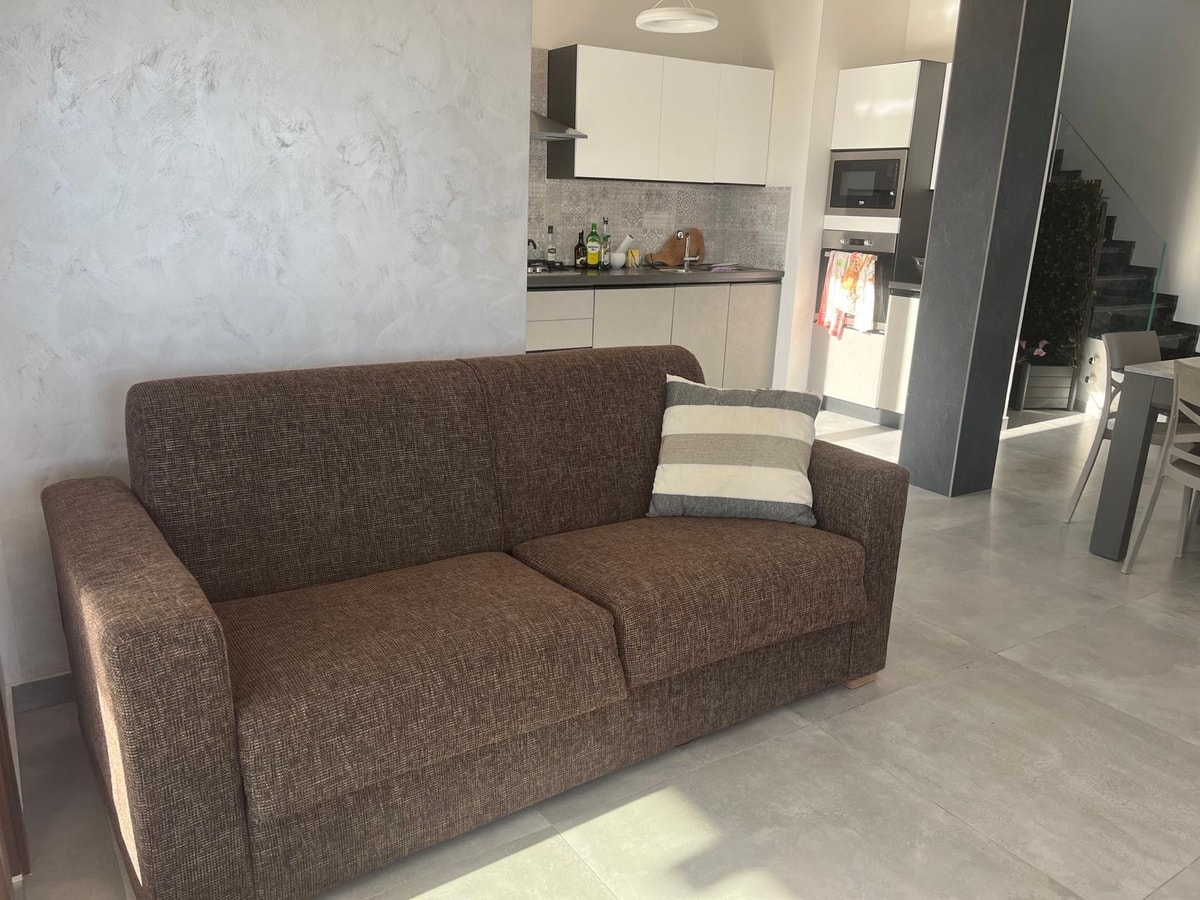 Villa Del Golfo - villa with pool and sea views 7 Villas in Italy