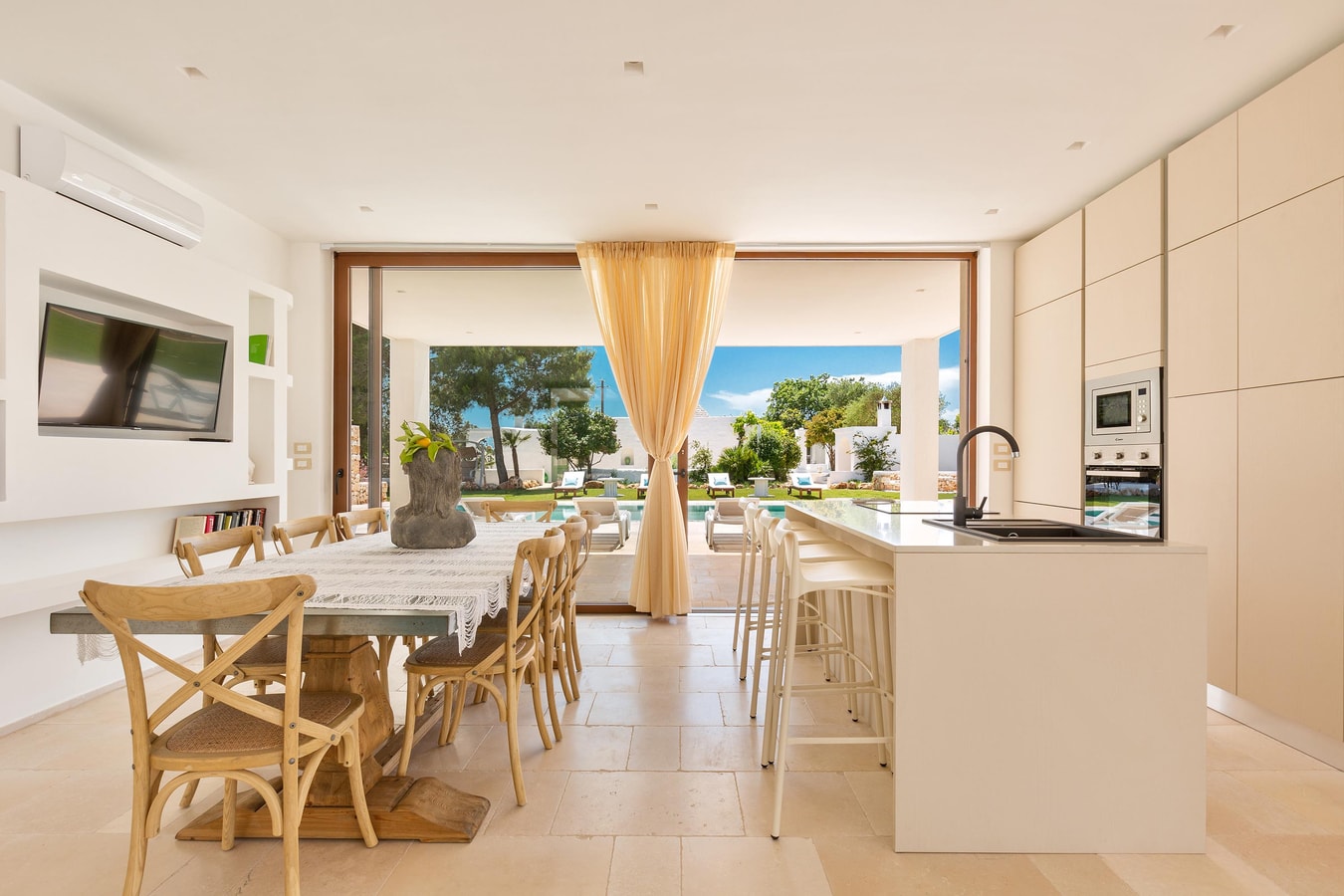 Villa Carovigno - Modern luxurious villa with private pool 11 The Prestige Villa Collection