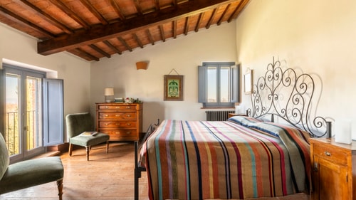 Podere Pulciano - Historic Tuscan farmhouse with pool 17 Italian Breaks
