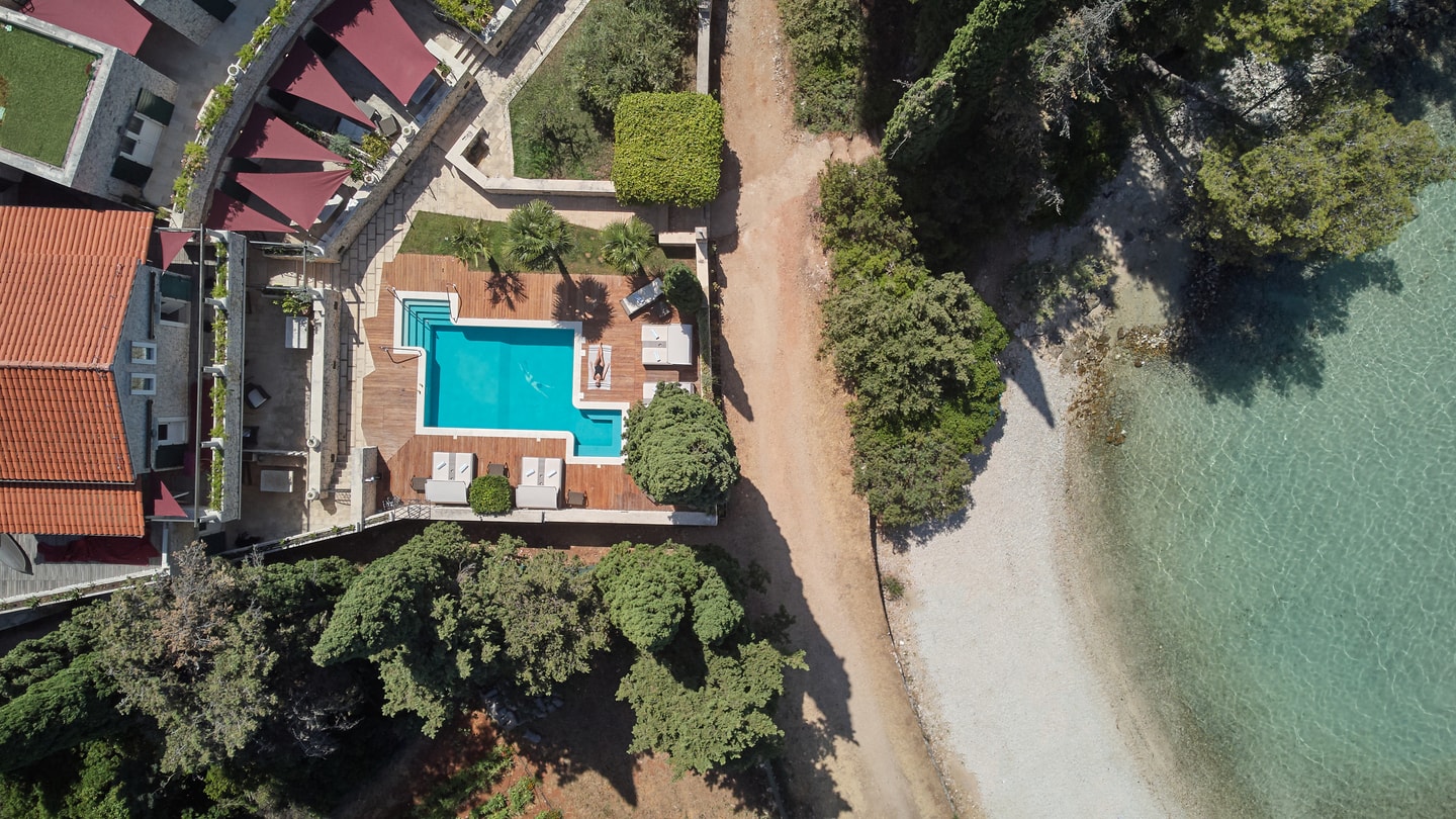 Villa Vetroslava - Waterfront villa with pool, Brac Island My Villa Breaks