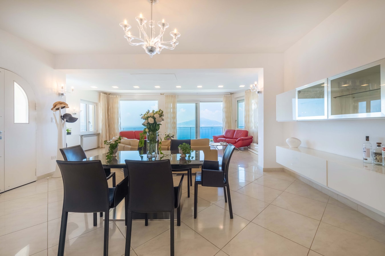 Villa Carlotta, with private pool and sea views 8 Villas in Italy