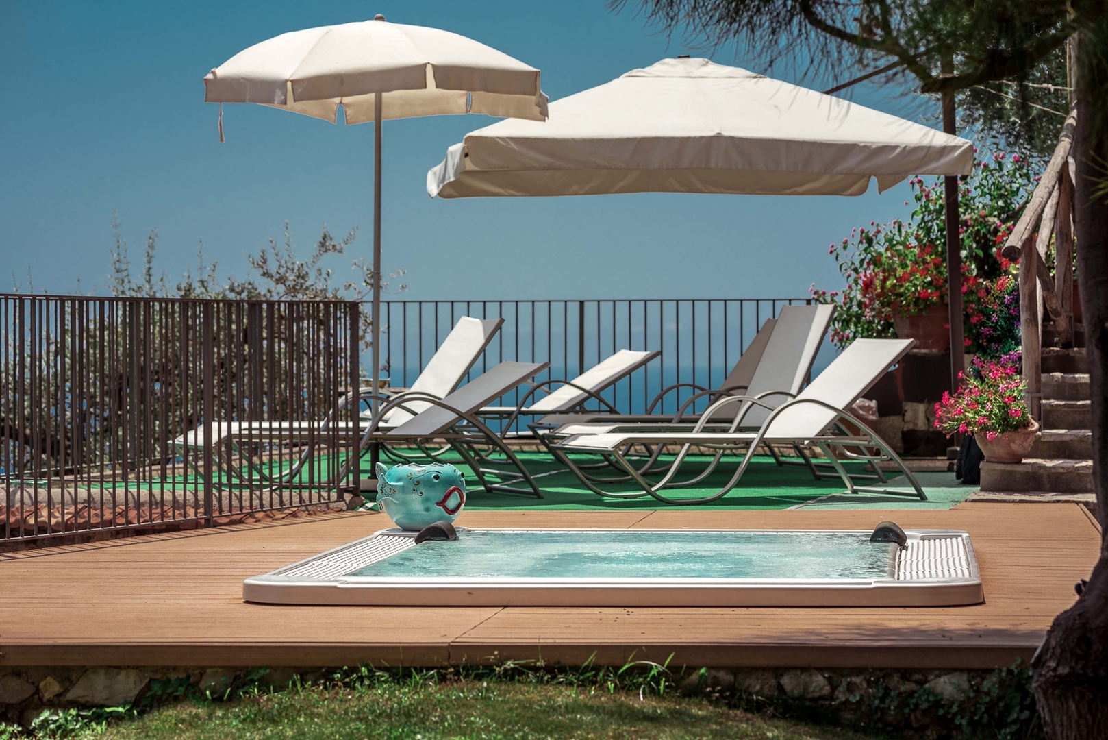 Villa Cosma - Panoramic Elegance in Ravello 6 Villas in Italy