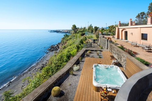 Villa Respiro - Historic Luxury Estate 5 Villas in Italy