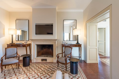 Villa Respiro - Historic Luxury Estate 48 Villas in Italy