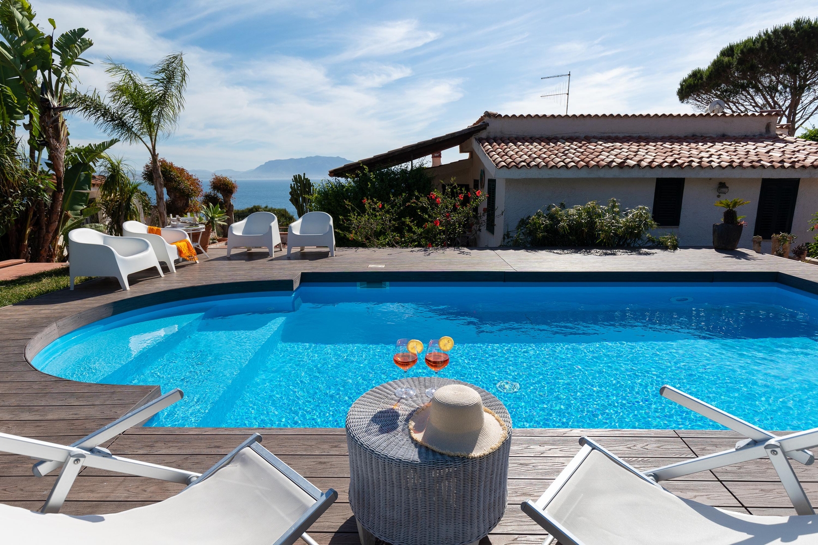 Villa Fior di Loto – Palermo Area 26 Villas in Italy