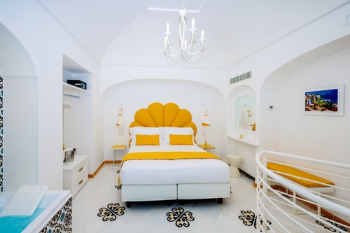 Villa Dani - Sea-facing villa with two pools 26 Villas in Italy