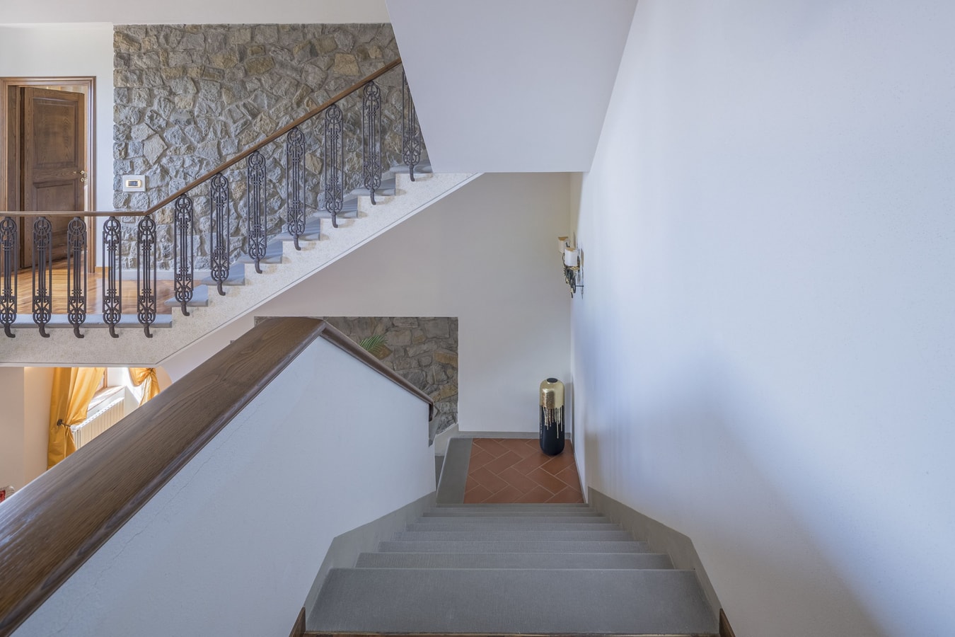 Villa Lavinia, with private pool, spa and gym 29 Villas in Italy
