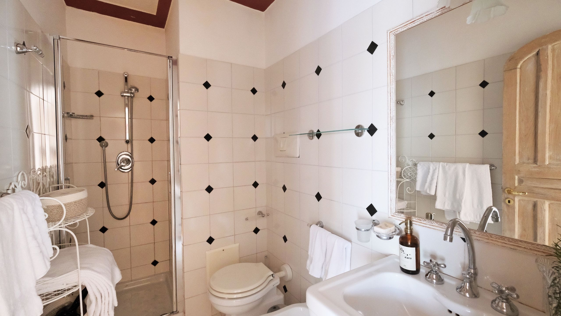 Villa Fernanda - Two villas with pool in Capri 22 Villas in Italy