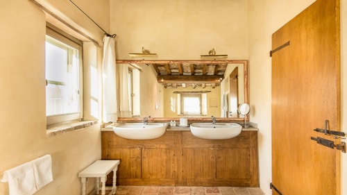 Villa Luminosa, Authentic Umbrian Charm 27 Italian Breaks