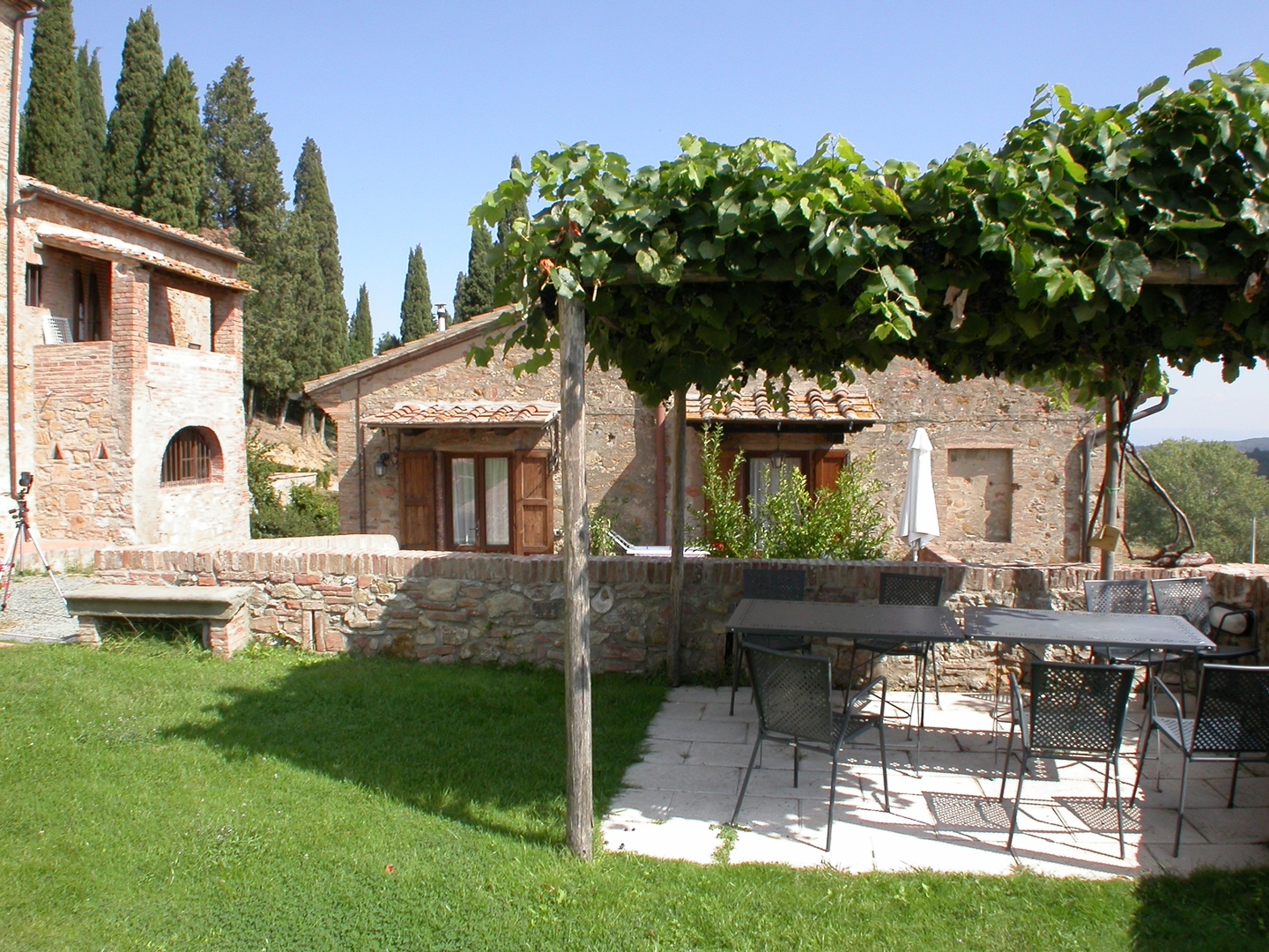 Castagneto Estate - Large Tuscan Borgo 6 Villas in Italy
