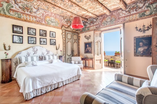 Villa San Giacomo, Unique villa with pool and sea views 7 Villas in Italy