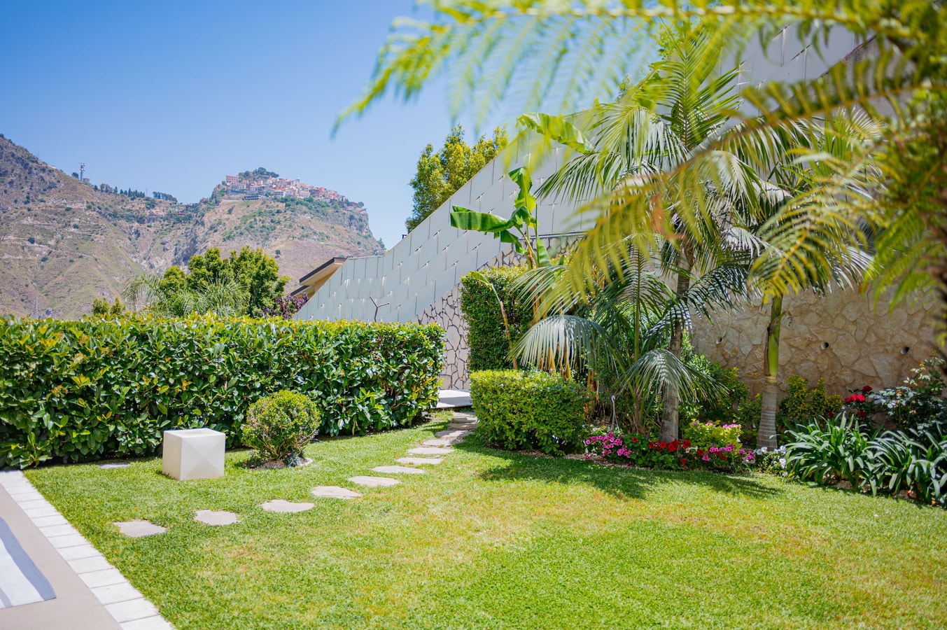 Villa Nerea, Private Villa Near Taormina 34 Villas in Italy