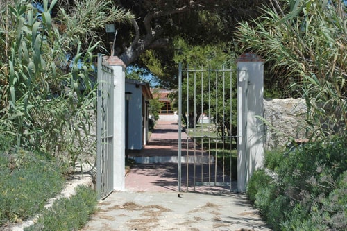 Casa Scoglio - Seafront Retreat near Syracuse, Sicily 26 Villas in Italy