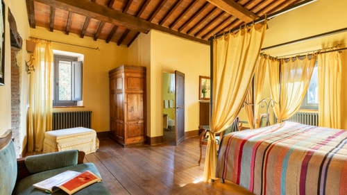 Podere Pulciano - Historic Tuscan farmhouse with pool 54 Italian Breaks