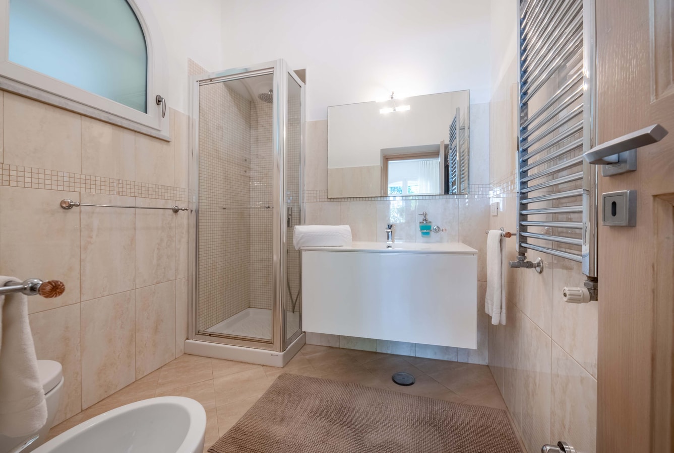 Villa Carlotta, with private pool and sea views 23 Villas in Italy