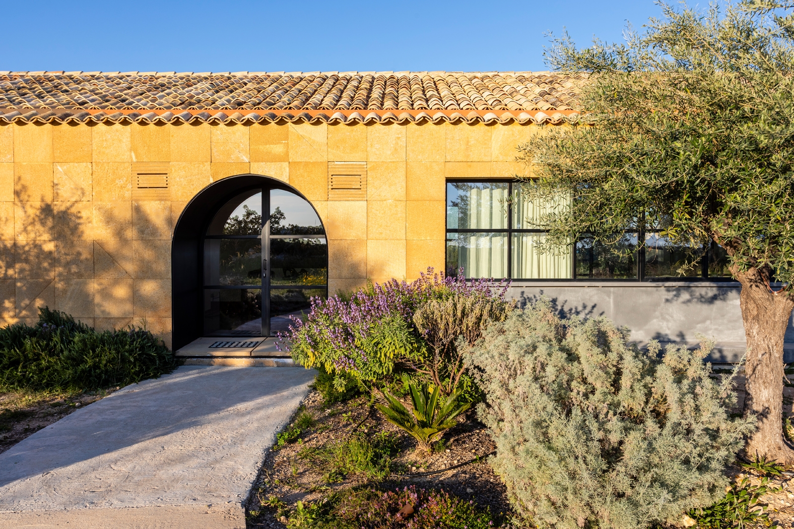 Villa Iseppa - Modern villa with pool 52 Villas in Italy