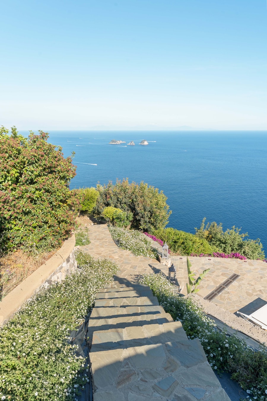 Villa Silenzio, Secluded Retreat with Sea Views 26 Villas in Italy