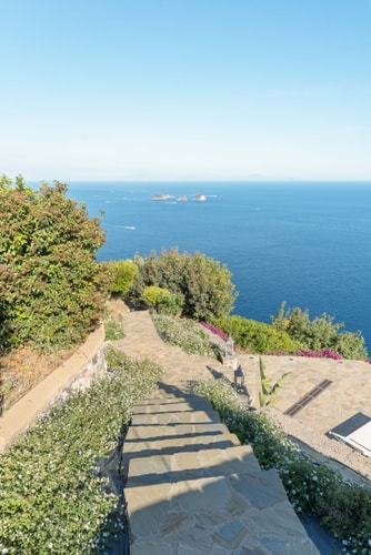 Villa Silenzio, Secluded Retreat with Sea Views 26 Villas in Italy