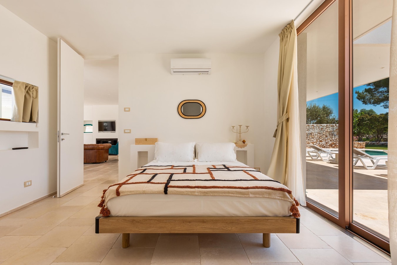 Villa Carovigno - Modern luxurious villa with private pool 16 The Prestige Villa Collection